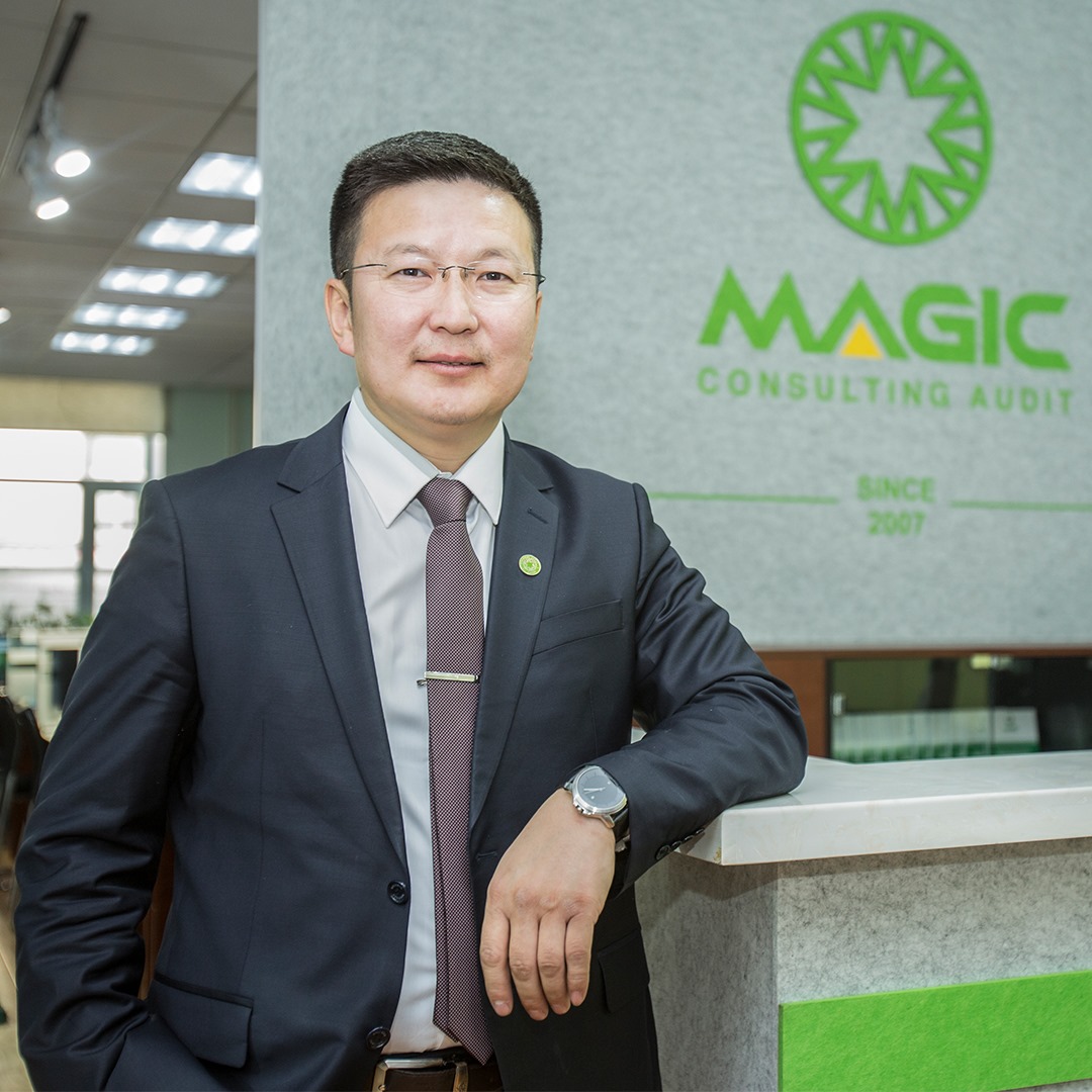 С. Мөнхбаяр