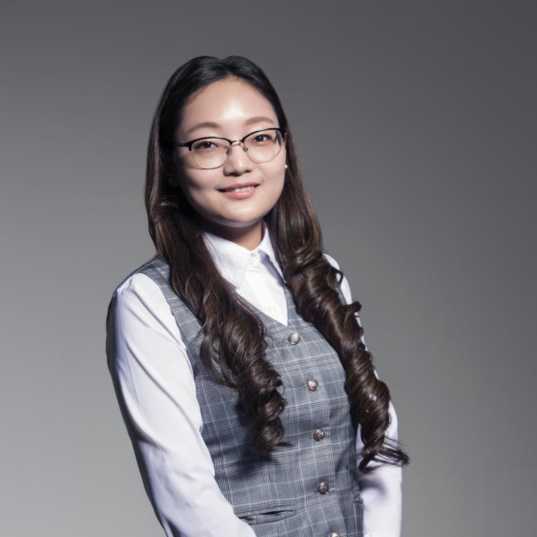 Г. Бямбацэцэг