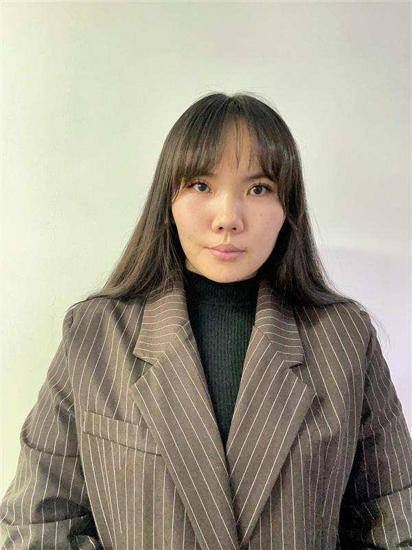 Б.Мөнх-Ундрах